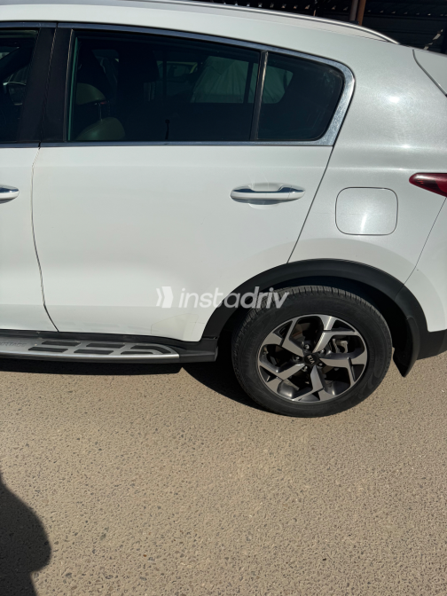 Kia Sportage 2021 White Automatic Used for Sale in Greater Cairo ( Cairo + Giza) - 7