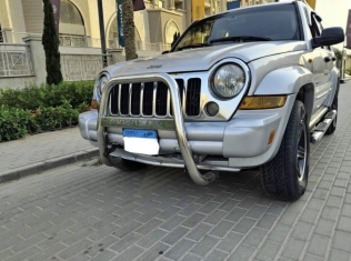 جيب ليبيرتى 2005 فضي أوتوماتيك مستعملة للبيع في الجيزة