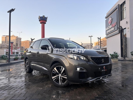 Peugeot 3008 2019 White Automatic Used for Sale in Greater Cairo ( Cairo + Giza) - 2