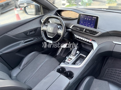 Peugeot 3008 2019 White Automatic Used for Sale in Greater Cairo ( Cairo + Giza) - 6