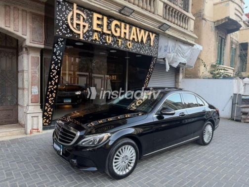 Mercedes C 180 2015 Black Automatic Used for Sale in Alexandria - 2
