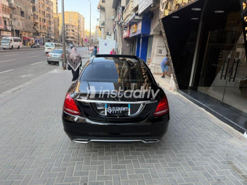 Mercedes C 180 2015 Black Automatic Used for Sale in Alexandria - 3