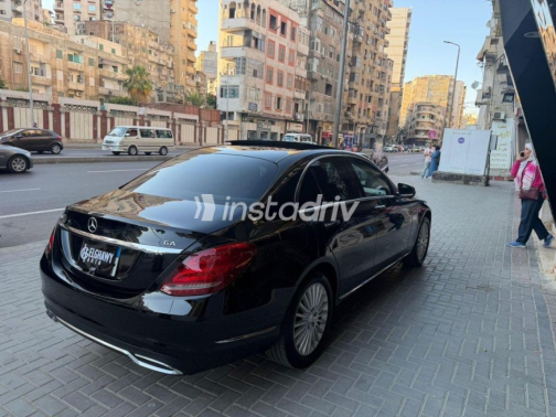 Mercedes C 180 2015 Black Automatic Used for Sale in Alexandria - 4