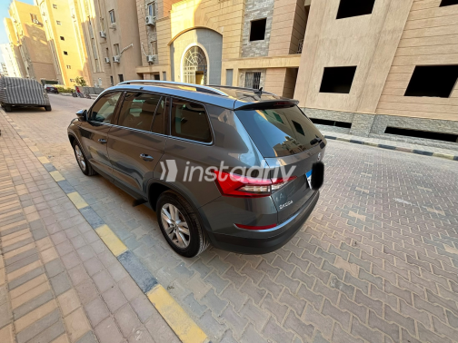 سكودا كودياك 2019 رمادي غامق أوتوماتيك مستعملة للبيع في الجيزة - 4