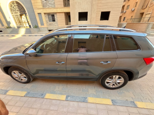 سكودا كودياك 2019 رمادي غامق أوتوماتيك مستعملة للبيع في الجيزة