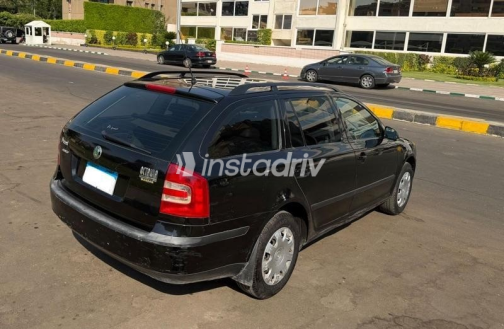 سكودا اوكتافيا 2006 أسود أوتوماتيك مستعملة للبيع في مصر الجديدة - 4