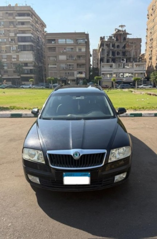 سكودا اوكتافيا 2006 أسود أوتوماتيك مستعملة للبيع في مصر الجديدة
