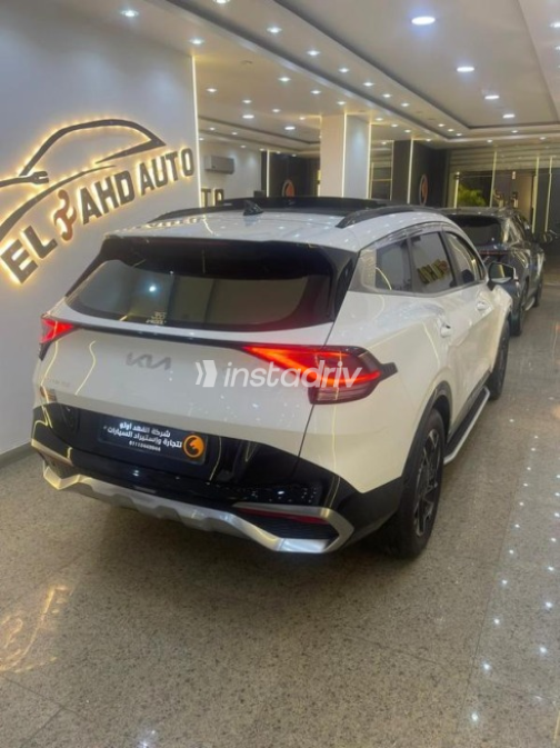 Kia Sportage 2024 White Automatic Used for Sale in Tanta - 3
