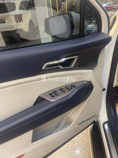 Kia Sportage 2024 White Automatic Used for Sale in Tanta - 8