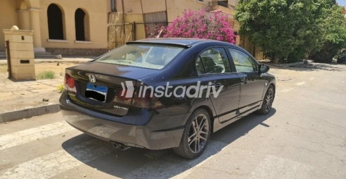 هوندا سيفك 2009 أسود أوتوماتيك مستعملة للبيع في الشروق - 2
