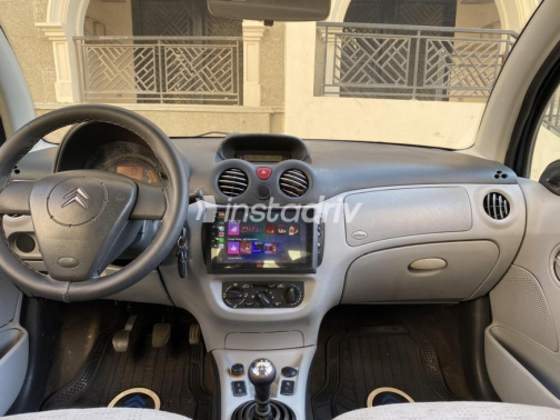 سيتروين C3 2003 أزرق غامق يدوي مستعملة للبيع في القاهرة - 5