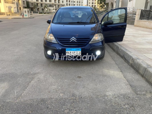سيتروين C3 2003 أزرق غامق يدوي مستعملة للبيع في القاهرة - 9