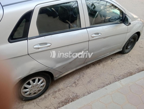 بايك A1 2016 فضي يدوي مستعملة للبيع في مصر الجديدة - 2