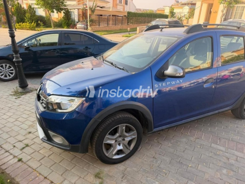 Renault Sandero Step Way 2022 White Automatic Used for Sale in Greater Cairo ( Cairo + Giza) - 1