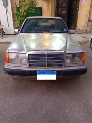 مرسيدس E 200 1992 شامبين أوتوماتيك مستعملة للبيع في القاهرة