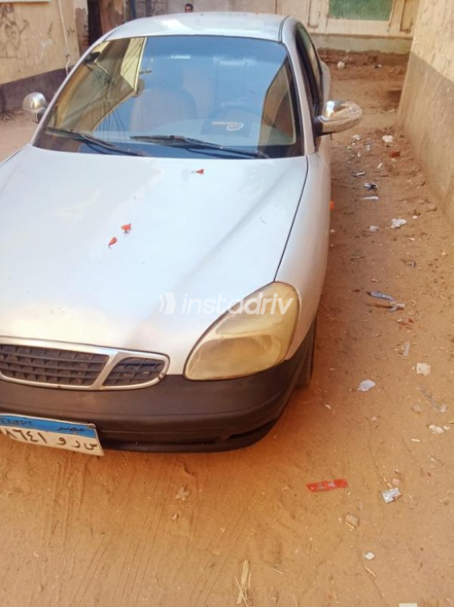 دايو نوبيرا 2 2001 فضي يدوي مستعملة للبيع في البحيرة - 2
