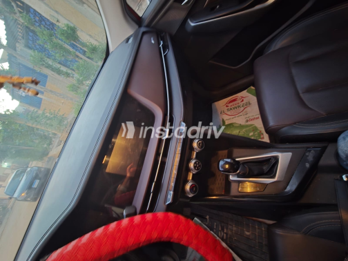 شانجان CS 15 2022 أحمر أوتوماتيك مستعملة للبيع في القاهرة - 4