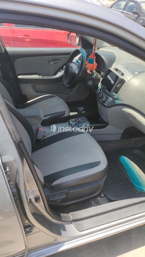 Hyundai Elantra 2011 Gray Automatic Used for Sale in Giza - 9