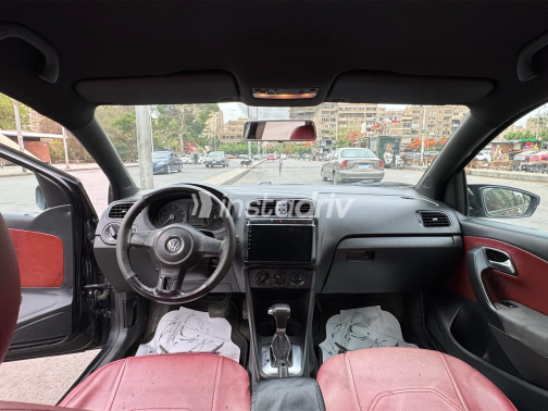 Volkswagen Polo 2011 Black Automatic Used for Sale in Cairo - 2