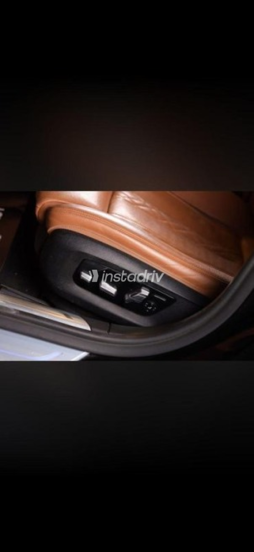 بي ام دبليو 740 2018 أبيض أوتوماتيك مستعملة للبيع في القاهرة الكبرى ( القاهرة - الجيزة) - 7