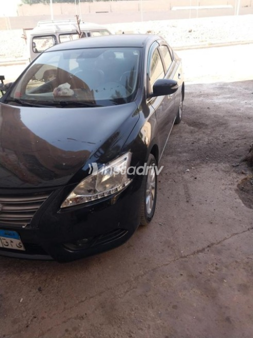 Nissan Sentra 2017 Black Automatic Used for Sale in El Katameya - 1