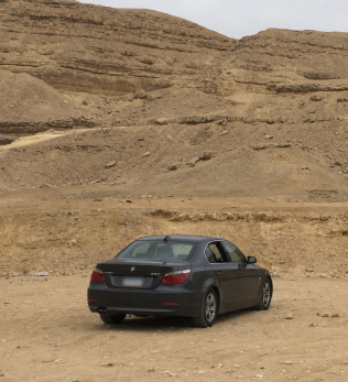 بي ام دبليو 523 2009 رمادي أوتوماتيك مستعملة للبيع في القاهرة