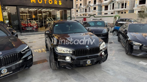 بي ام دبليو X6 2018 أسود أوتوماتيك مستعملة للبيع في القاهرة - 3