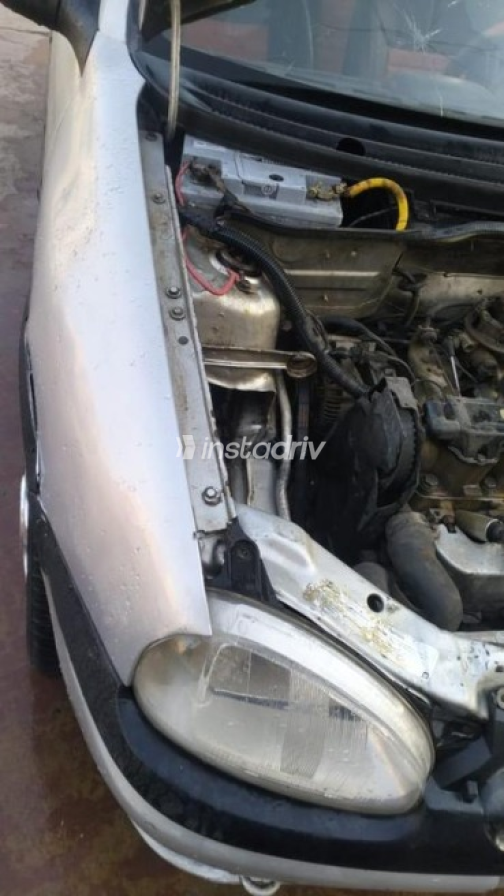 Opel Corsa 1999 Silver Manual Used for Sale in El Salam City - 3