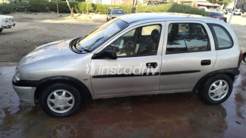 Opel Corsa 1999 Silver Manual Used for Sale in El Salam City - 5
