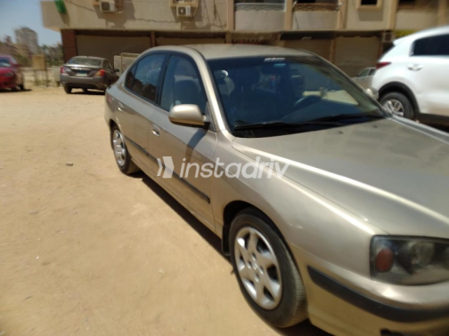 Hyundai Elantra 2006 Bronze Automatic Used for Sale in Cairo - 2