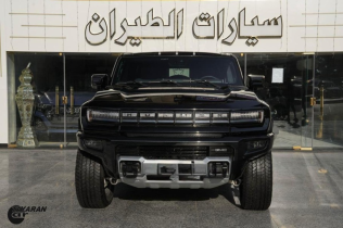 جى ام سى هامر اى فى 2025 أسود أوتوماتيك مستعملة للبيع في القاهرة