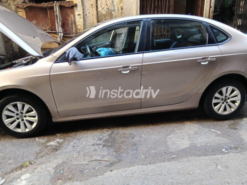 بريليانس H530 2022 فضي أوتوماتيك مستعملة للبيع في الإسكندرية - 3