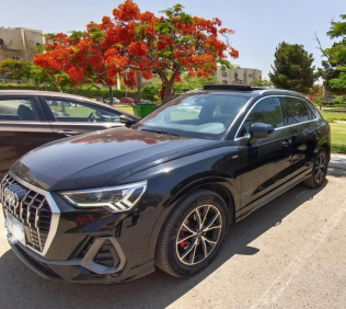 اودي Q3 2021 أسود أوتوماتيك مستعملة للبيع في مدينة الشيخ زايد