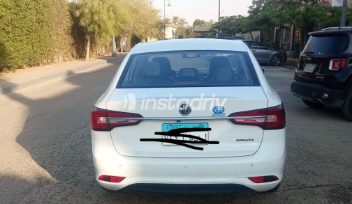 ام جى 5 2024 أبيض CVT مستعملة للبيع في القاهرة - 2