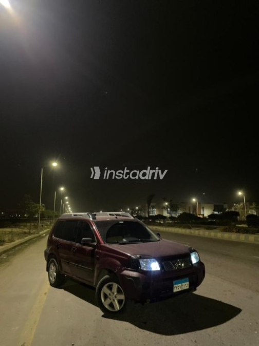 نيسان اكس تريل 2007 أحمر غامق أوتوماتيك مستعملة للبيع في برج العرب - 2