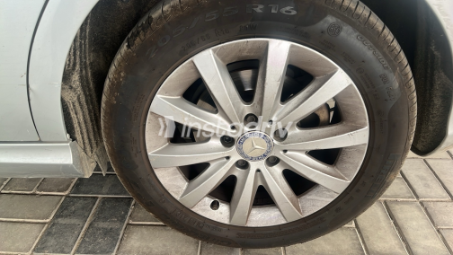Mercedes B 200 2013 Silver Automatic Used for Sale in Alexandria - 7