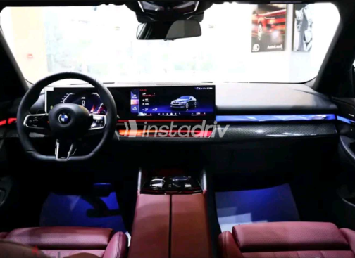 بي ام دبليو 520 2026 أزرق أوتوماتيك مستعملة للبيع في القاهرة - 1