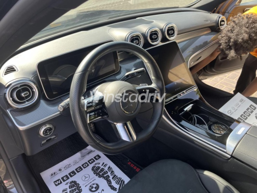 مرسيدس C 200 AMG 2022 رمادي غامق أوتوماتيك مستعملة للبيع في القاهرة - 2