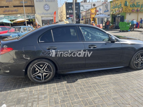 مرسيدس C 200 AMG 2022 رمادي غامق أوتوماتيك مستعملة للبيع في القاهرة - 6