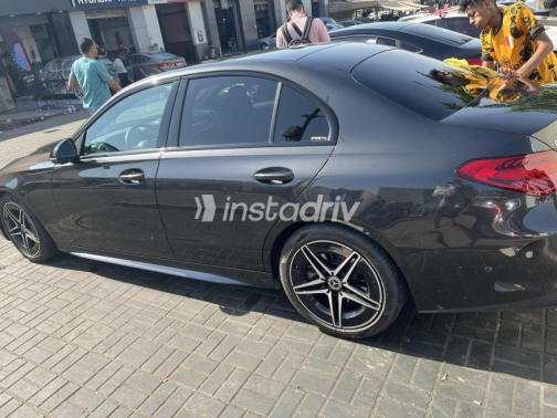 مرسيدس C 200 AMG 2022 رمادي غامق أوتوماتيك مستعملة للبيع في القاهرة - 7