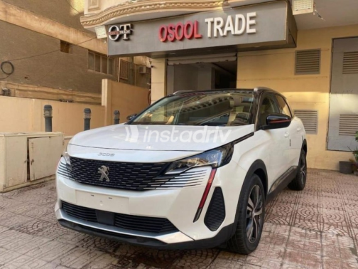 بيجو 3008 2021 أبيض أوتوماتيك مستعملة للبيع في القاهرة - 6