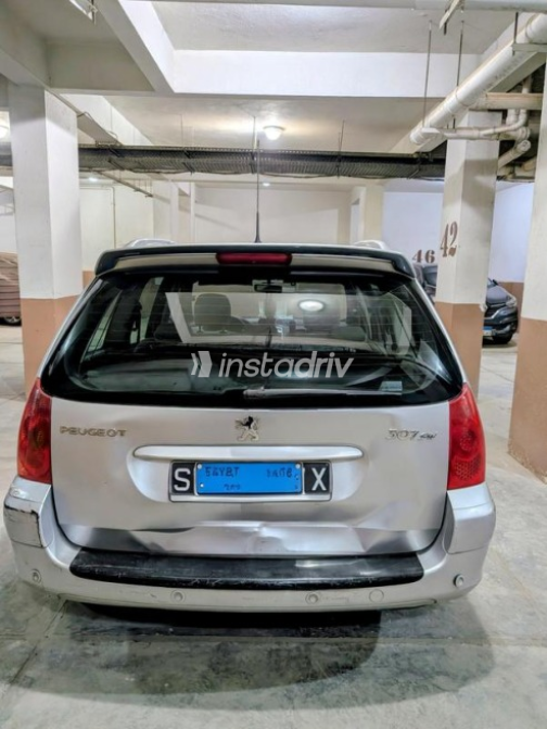 بيجو 207 SW 2008 فضي أوتوماتيك مستعملة للبيع في المعادى - 9