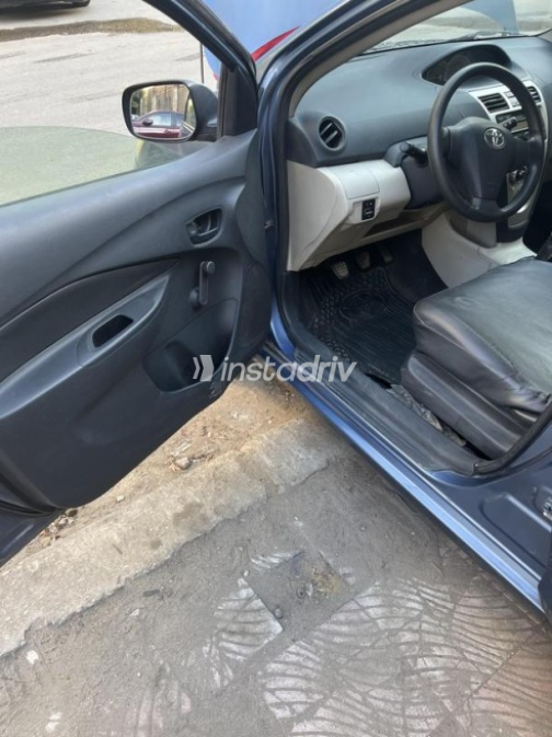 Toyota Yaris 2008 Blue Manual Used for Sale in Nasr city - 6