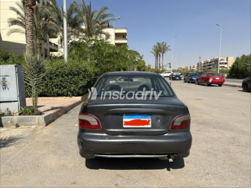 هيونداي اكسنت 2006 أسود يدوي مستعملة للبيع في القاهرة - 2