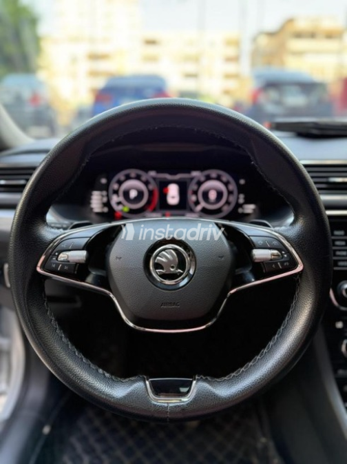 Skoda Superb 2021 Silver Automatic Used for Sale in Heliopolis - 4