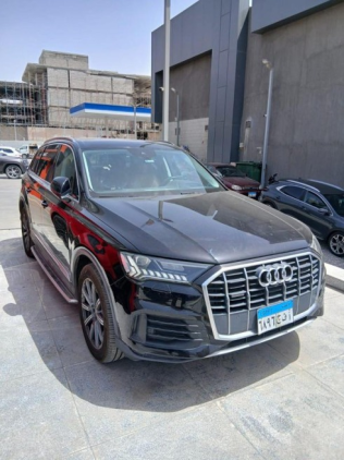 اودي Q7 2021 أسود أوتوماتيك مستعملة للبيع في القاهرة