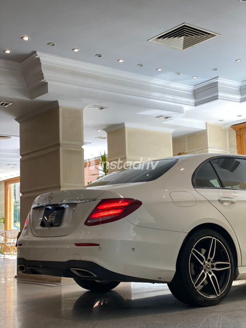 مرسيدس E 350 2020 أبيض أوتوماتيك مستعملة للبيع في مصر الجديدة - 2