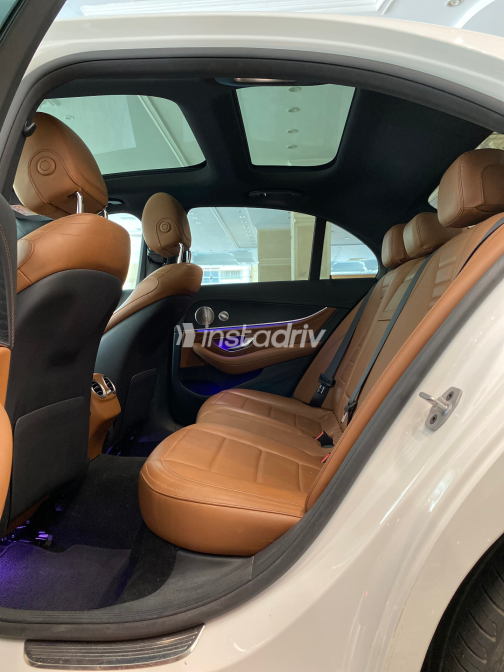 مرسيدس E 350 2020 أبيض أوتوماتيك مستعملة للبيع في مصر الجديدة - 8