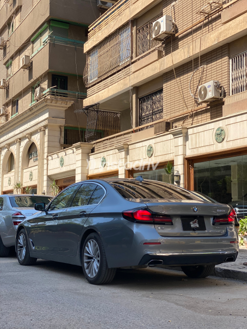 BMW 520 2023 Gray Automatic Used for Sale in Heliopolis - 8