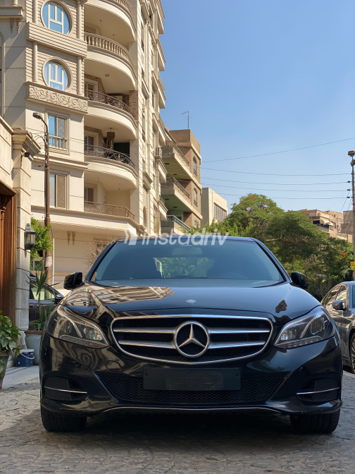 مرسيدس E 200 2016 أسود أوتوماتيك مستعملة للبيع في مصر الجديدة - 4